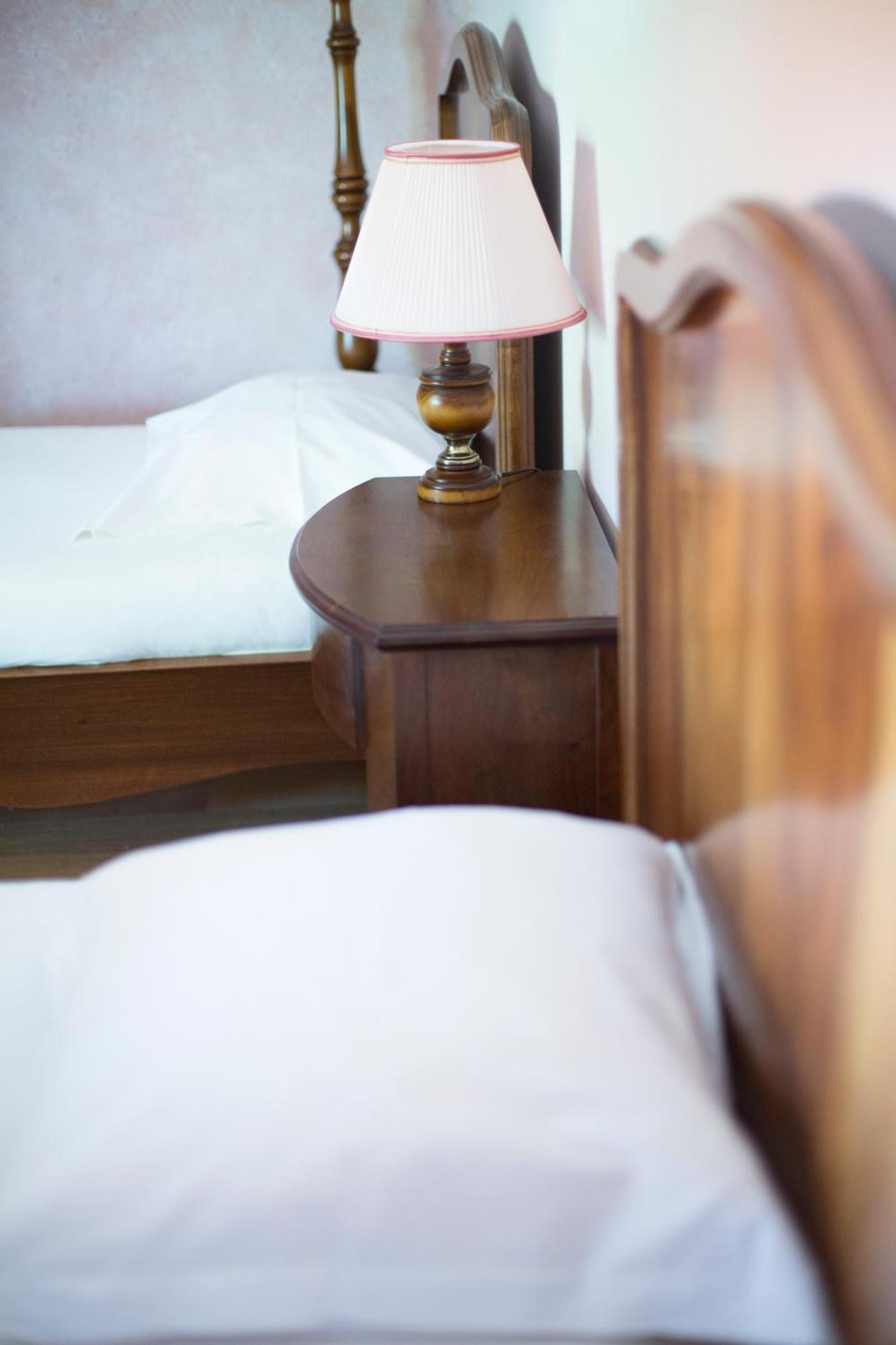 Le Bonheur Dans Le Pre Hotel Lucinges Екстериор снимка