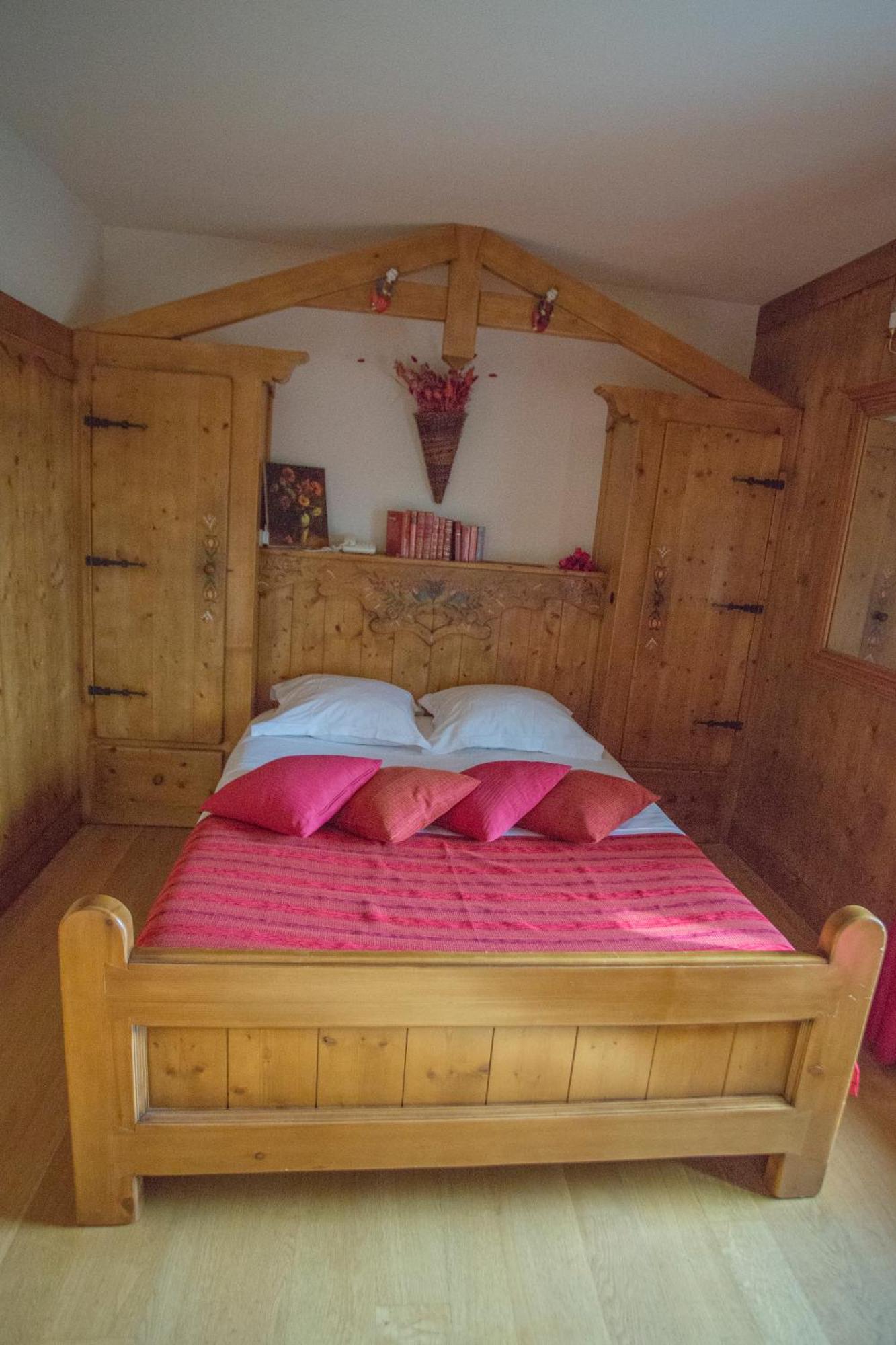 Le Bonheur Dans Le Pre Hotel Lucinges Екстериор снимка